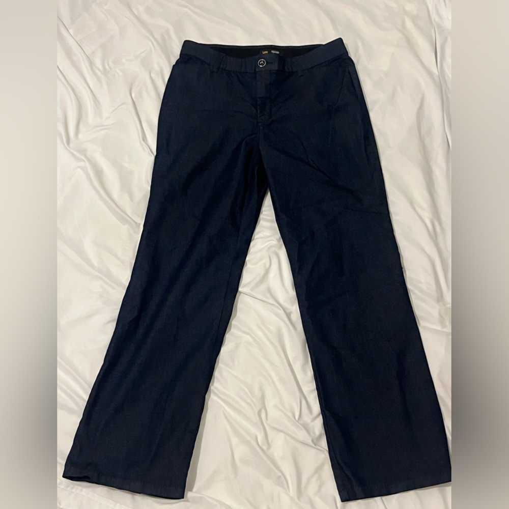 EUC Lee Women's Dark Blue Jeans